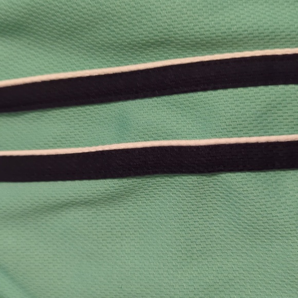 ✨3/$15✨ St. John's Bay Performance Green Shorts Size Large - Picture 3 of 3